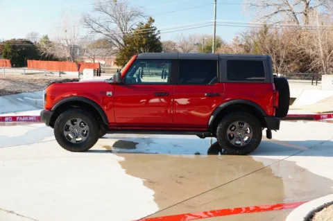 Photos of 2022 Ford Bronco Big Bend for sale in Weatherford, TX at Roger Williams Chrysler Dodge Jeep Ram
