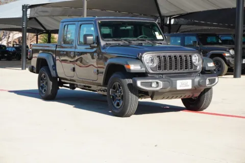 More photos of 2026 Jeep Gladiator Sport at Roger Williams Chrysler Dodge Jeep Ram, TX
