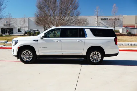 Photos of 2023 GMC Yukon XL SLT for sale in Weatherford, TX at Roger Williams Chrysler Dodge Jeep Ram