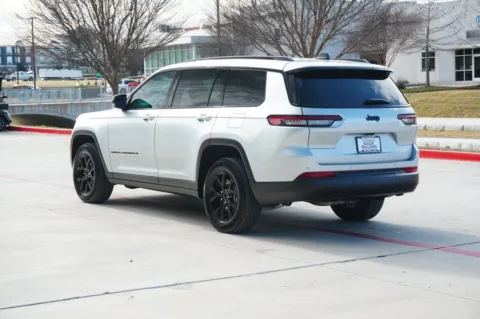 Another view of 2025 Jeep Grand Cherokee L Altitude X for sale in Weatherford, TX at Roger Williams Chrysler Dodge Jeep Ram