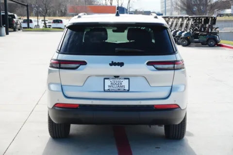 More photos of 2025 Jeep Grand Cherokee L Altitude X at Roger Williams Chrysler Dodge Jeep Ram, TX