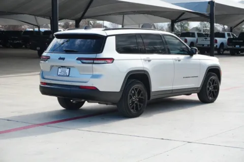 More photos of 2025 Jeep Grand Cherokee L Altitude X at Roger Williams Chrysler Dodge Jeep Ram, TX