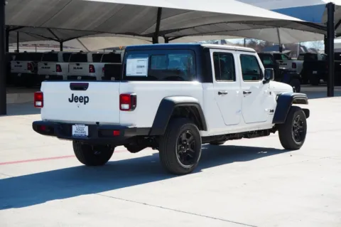 More photos of 2026 Jeep Gladiator Sport at Roger Williams Chrysler Dodge Jeep Ram, TX