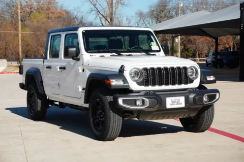 More photos of 2026 Jeep Gladiator Sport at Roger Williams Chrysler Dodge Jeep Ram, TX