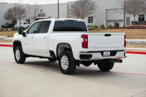 Another view of 2023 Chevrolet Silverado 2500HD LT for sale in Weatherford, TX at Roger Williams Chrysler Dodge Jeep Ram