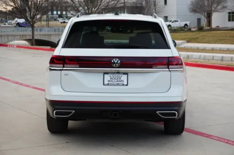 More photos of 2024 Volkswagen Atlas 2.0T SE w/Technology at Roger Williams Chrysler Dodge Jeep Ram, TX