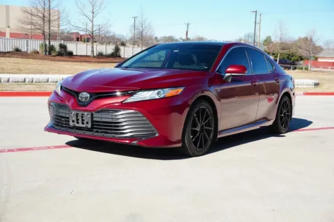 Photos of 2019 Toyota Camry XLE for sale in Weatherford, TX at Roger Williams Chrysler Dodge Jeep Ram