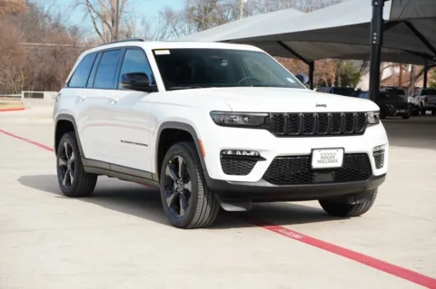 More photos of 2025 Jeep Grand Cherokee Limited at Roger Williams Chrysler Dodge Jeep Ram, TX