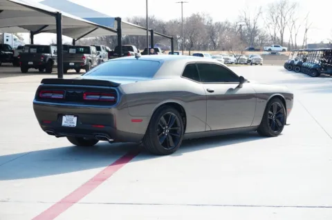 More photos of 2022 Dodge Challenger R/T at Roger Williams Chrysler Dodge Jeep Ram, TX