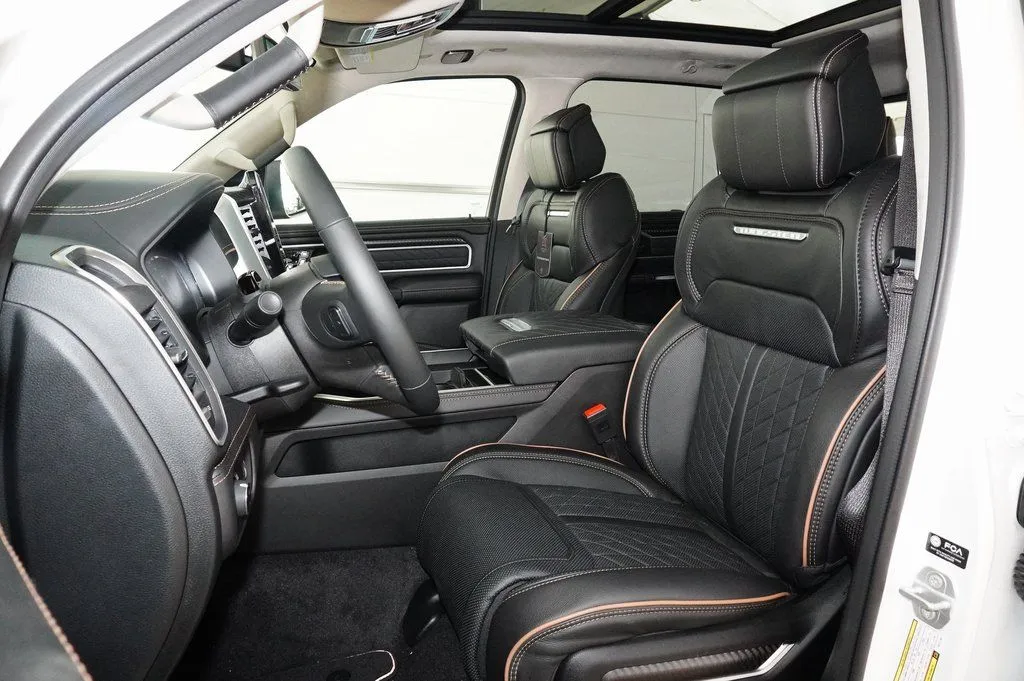 2026 RAM 1500 Tungsten - Photo 11