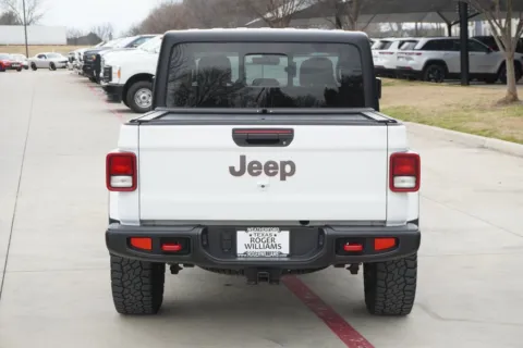 More photos of 2023 Jeep Gladiator Rubicon at Roger Williams Chrysler Dodge Jeep Ram, TX