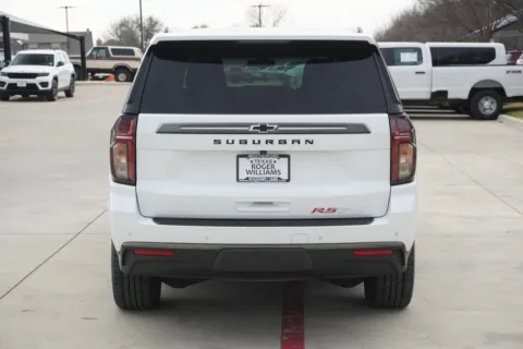 More photos of 2021 Chevrolet Suburban RST at Roger Williams Chrysler Dodge Jeep Ram, TX