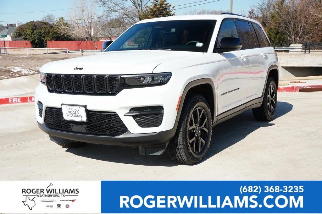 White 2024 Jeep Grand Cherokee Altitude for sale in Weatherford, TX