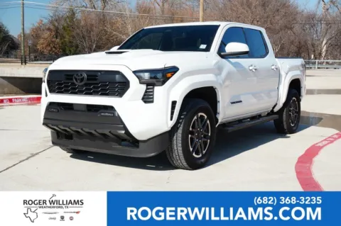 White 2025 Toyota Tacoma TRD Sport for sale in Weatherford, TX