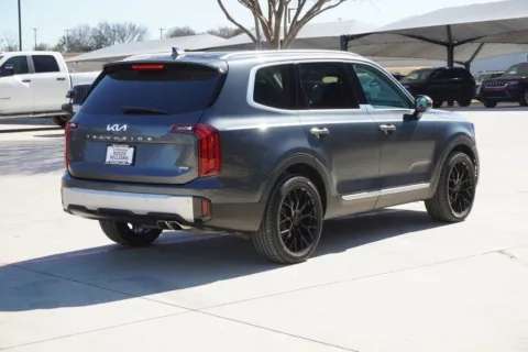More photos of 2024 Kia Telluride S at Roger Williams Chrysler Dodge Jeep Ram, TX