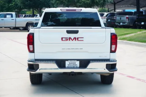 More photos of 2024 GMC Sierra 1500 SLE at Roger Williams Chrysler Dodge Jeep Ram, TX