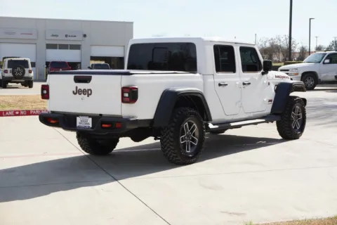 More photos of 2025 Jeep Gladiator Mojave at Roger Williams Chrysler Dodge Jeep Ram, TX