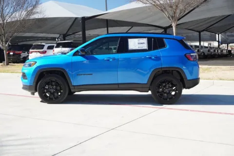 Photos of 2026 Jeep Compass Latitude Altitude for sale in Weatherford, TX at Roger Williams Chrysler Dodge Jeep Ram