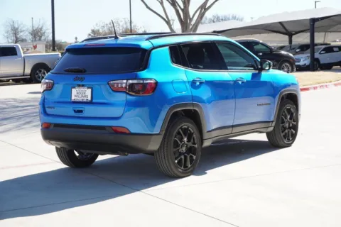 More photos of 2026 Jeep Compass Latitude Altitude at Roger Williams Chrysler Dodge Jeep Ram, TX