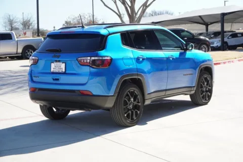 More photos of 2026 Jeep Compass Latitude Altitude at Roger Williams Chrysler Dodge Jeep Ram, TX