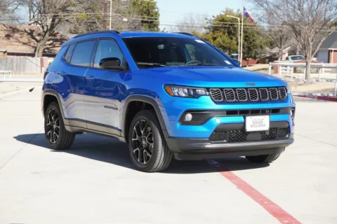 More photos of 2026 Jeep Compass Latitude Altitude at Roger Williams Chrysler Dodge Jeep Ram, TX