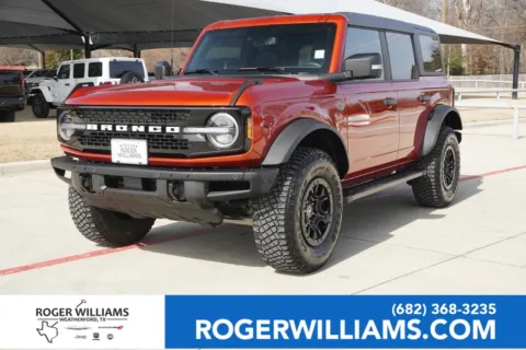 Red 2024 Ford Bronco Wildtrak for sale in Weatherford, TX