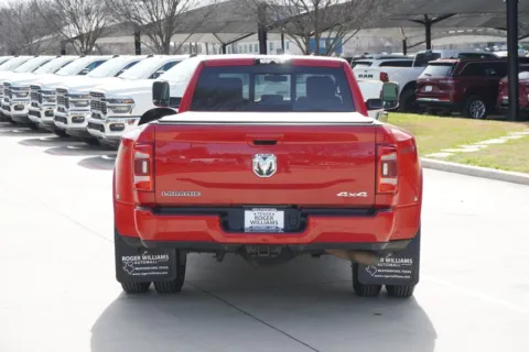 More photos of 2019 Ram 3500 Laramie at Roger Williams Chrysler Dodge Jeep Ram, TX