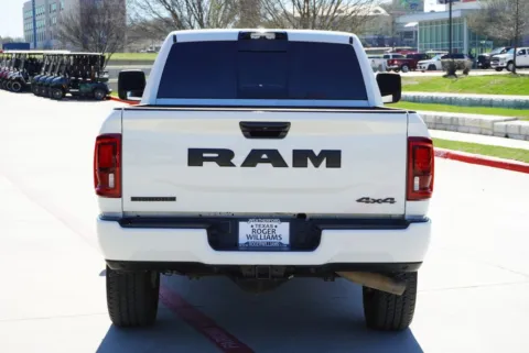 More photos of 2025 Ram 2500 Big Horn at Roger Williams Chrysler Dodge Jeep Ram, TX