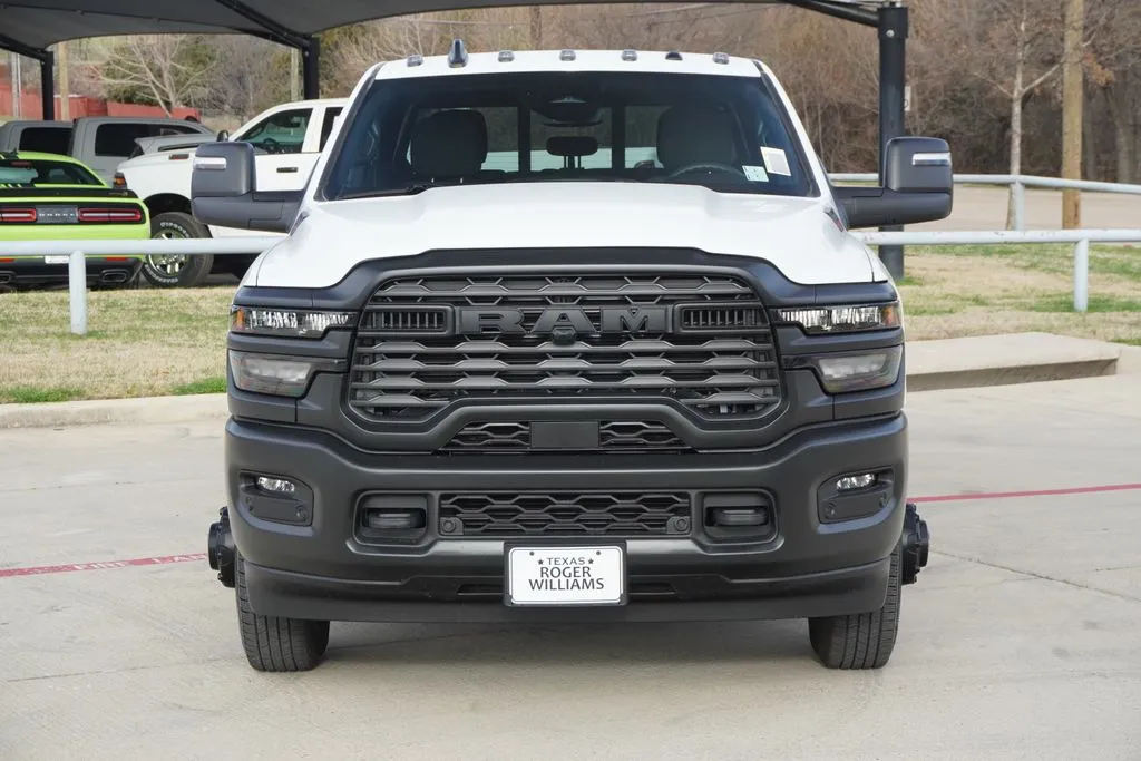 2026 RAM 3500 Tradesman - Photo 6