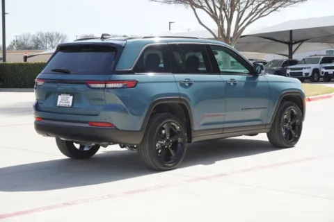 More photos of 2026 Jeep Grand Cherokee Limited at Roger Williams Chrysler Dodge Jeep Ram, TX