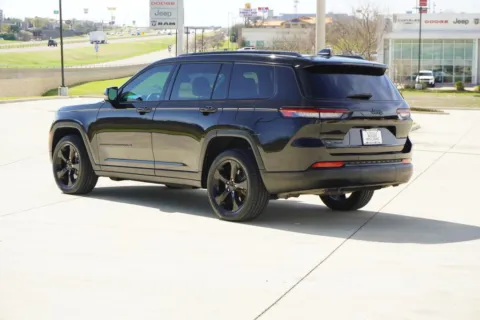 Another view of 2021 Jeep Grand Cherokee L Altitude for sale in Weatherford, TX at Roger Williams Chrysler Dodge Jeep Ram