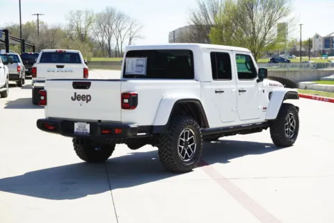 More photos of 2026 Jeep Gladiator Rubicon X at Roger Williams Chrysler Dodge Jeep Ram, TX