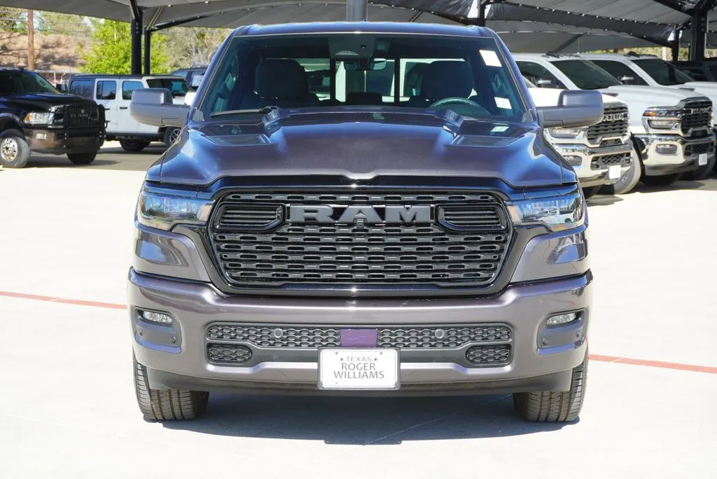 2026 RAM 1500 Express - Photo 6