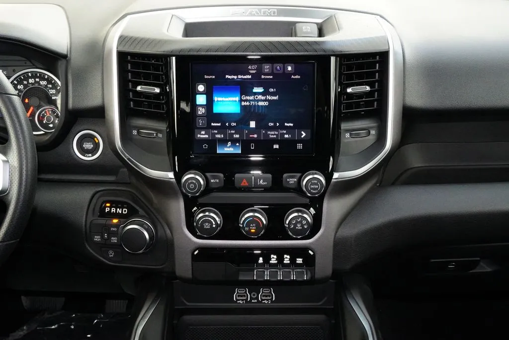 2026 RAM 1500 Express - Photo 7