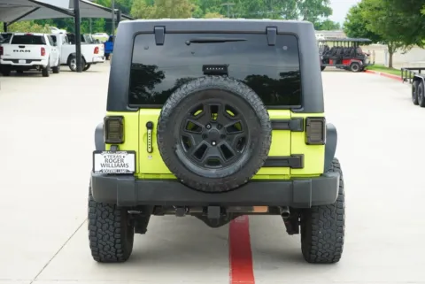 More photos of 2016 Jeep Wrangler Unlimited Rubicon at Roger Williams Chrysler Dodge Jeep Ram, TX
