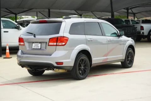 More photos of 2019 Dodge Journey SE at Roger Williams Chrysler Dodge Jeep Ram, TX