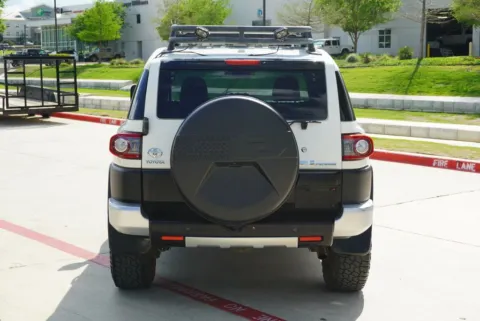 More photos of 2012 Toyota FJ Cruiser at Roger Williams Chrysler Dodge Jeep Ram, TX
