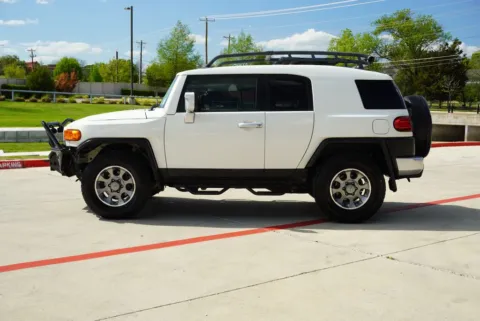 Photos of 2012 Toyota FJ Cruiser for sale in Weatherford, TX at Roger Williams Chrysler Dodge Jeep Ram