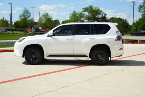 Photos of 2023 Lexus GX 460 Premium for sale in Weatherford, TX at Roger Williams Chrysler Dodge Jeep Ram