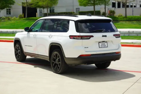 Another view of 2025 Jeep Grand Cherokee L Altitude X for sale in Weatherford, TX at Roger Williams Chrysler Dodge Jeep Ram