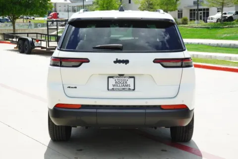 More photos of 2025 Jeep Grand Cherokee L Altitude X at Roger Williams Chrysler Dodge Jeep Ram, TX