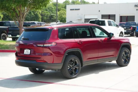 More photos of 2025 Jeep Grand Cherokee L Limited at Roger Williams Chrysler Dodge Jeep Ram, TX