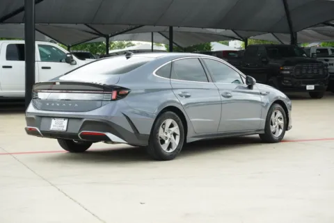 More photos of 2025 Hyundai Sonata SE at Roger Williams Chrysler Dodge Jeep Ram, TX