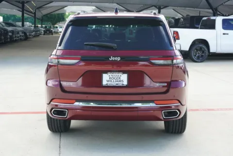 More photos of 2024 Jeep Grand Cherokee Overland at Roger Williams Chrysler Dodge Jeep Ram, TX