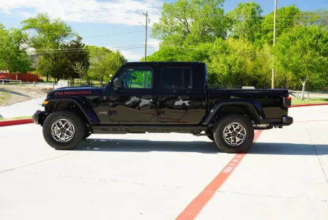 Photos of 2026 Jeep Gladiator Rubicon for sale in Weatherford, TX at Roger Williams Chrysler Dodge Jeep Ram