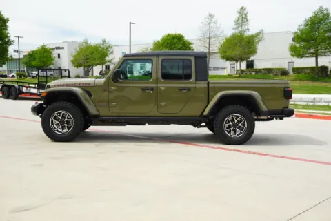 Photos of 2026 Jeep Gladiator Rubicon for sale in Weatherford, TX at Roger Williams Chrysler Dodge Jeep Ram