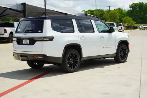 More photos of 2026 Jeep Grand Wagoneer Summit Obsidian at Roger Williams Chrysler Dodge Jeep Ram, TX