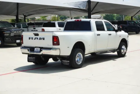 More photos of 2026 Ram 3500 Tradesman at Roger Williams Chrysler Dodge Jeep Ram, TX