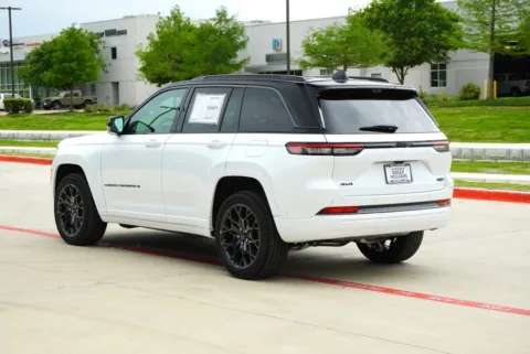 Another view of 2026 Jeep Grand Cherokee Summit for sale in Weatherford, TX at Roger Williams Chrysler Dodge Jeep Ram