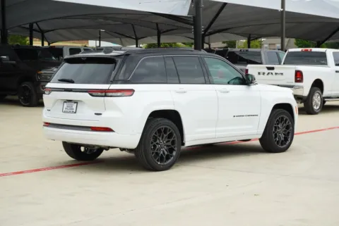 More photos of 2026 Jeep Grand Cherokee Summit at Roger Williams Chrysler Dodge Jeep Ram, TX